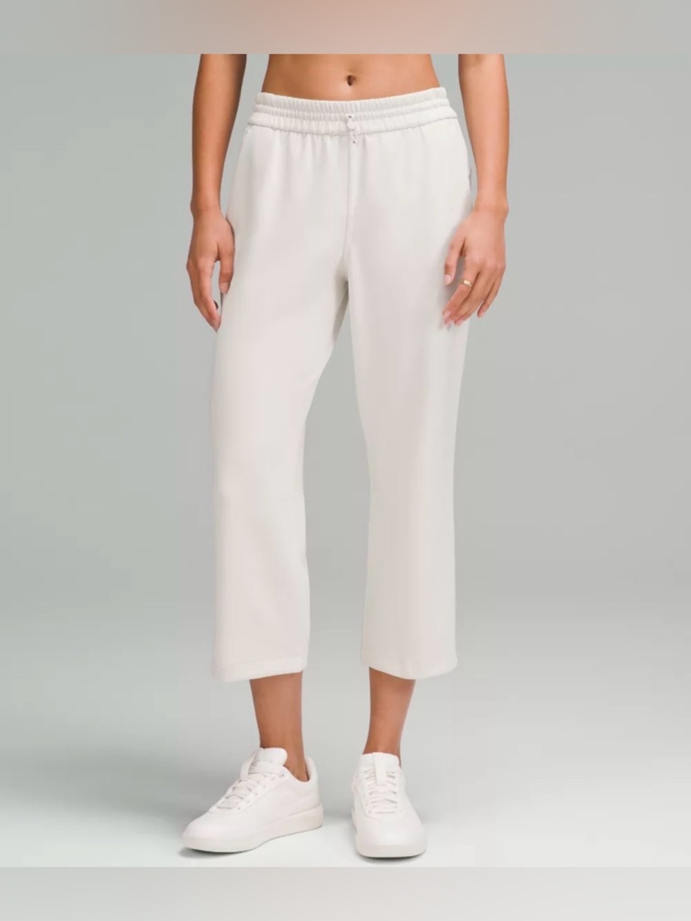 Lululemon Softstreme High-Rise Straight-Leg
Cropped Pant, Sz 2 - Picture 2 of 8